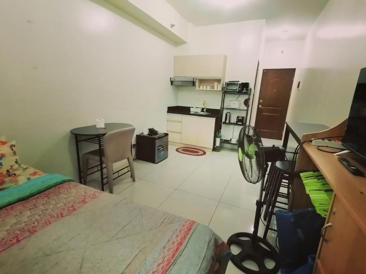 The Beacon Makati Staycation Suites Manila Exterior foto